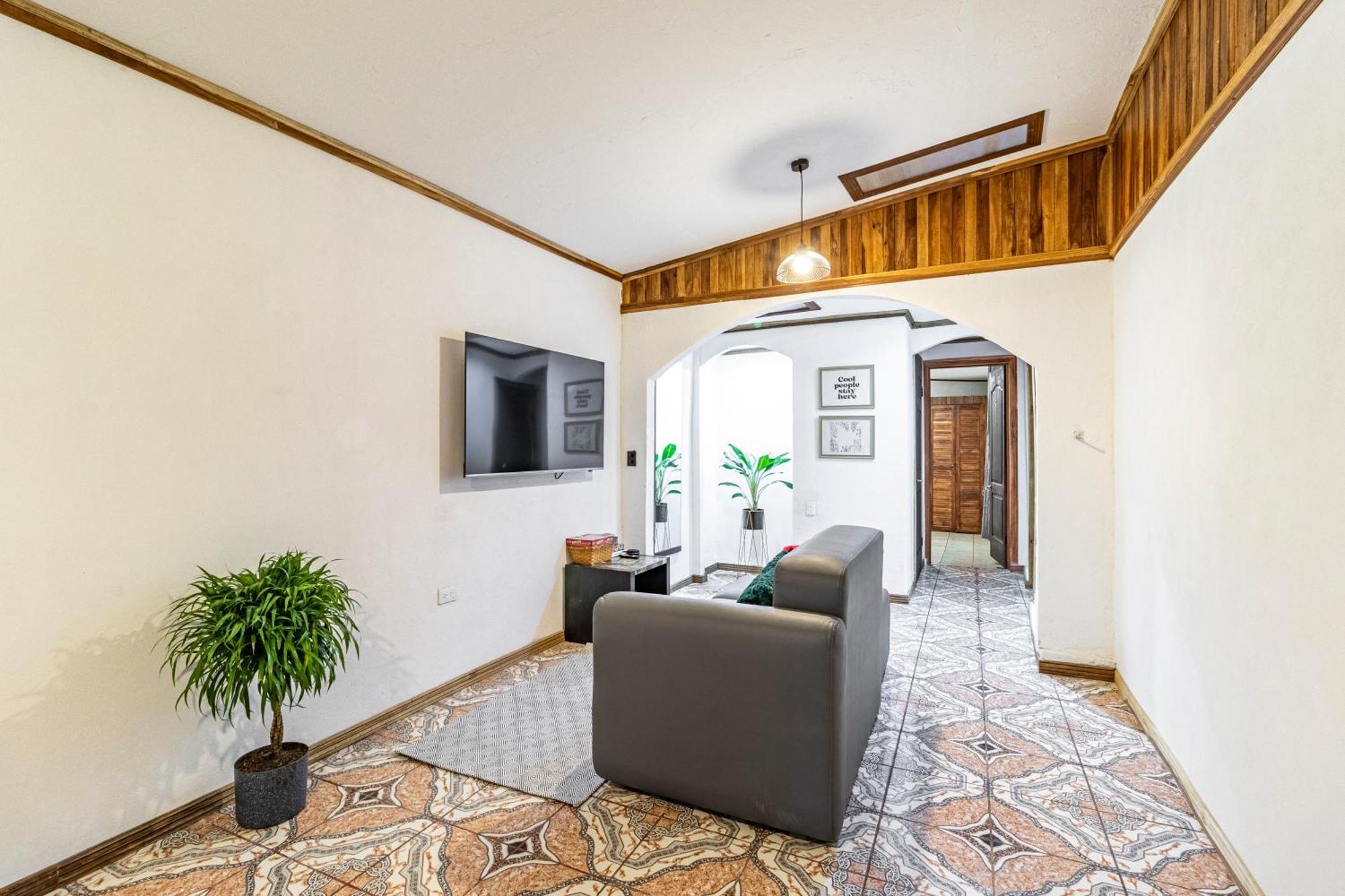 Montefresco Boutique Hostel Monteverde Екстериор снимка
