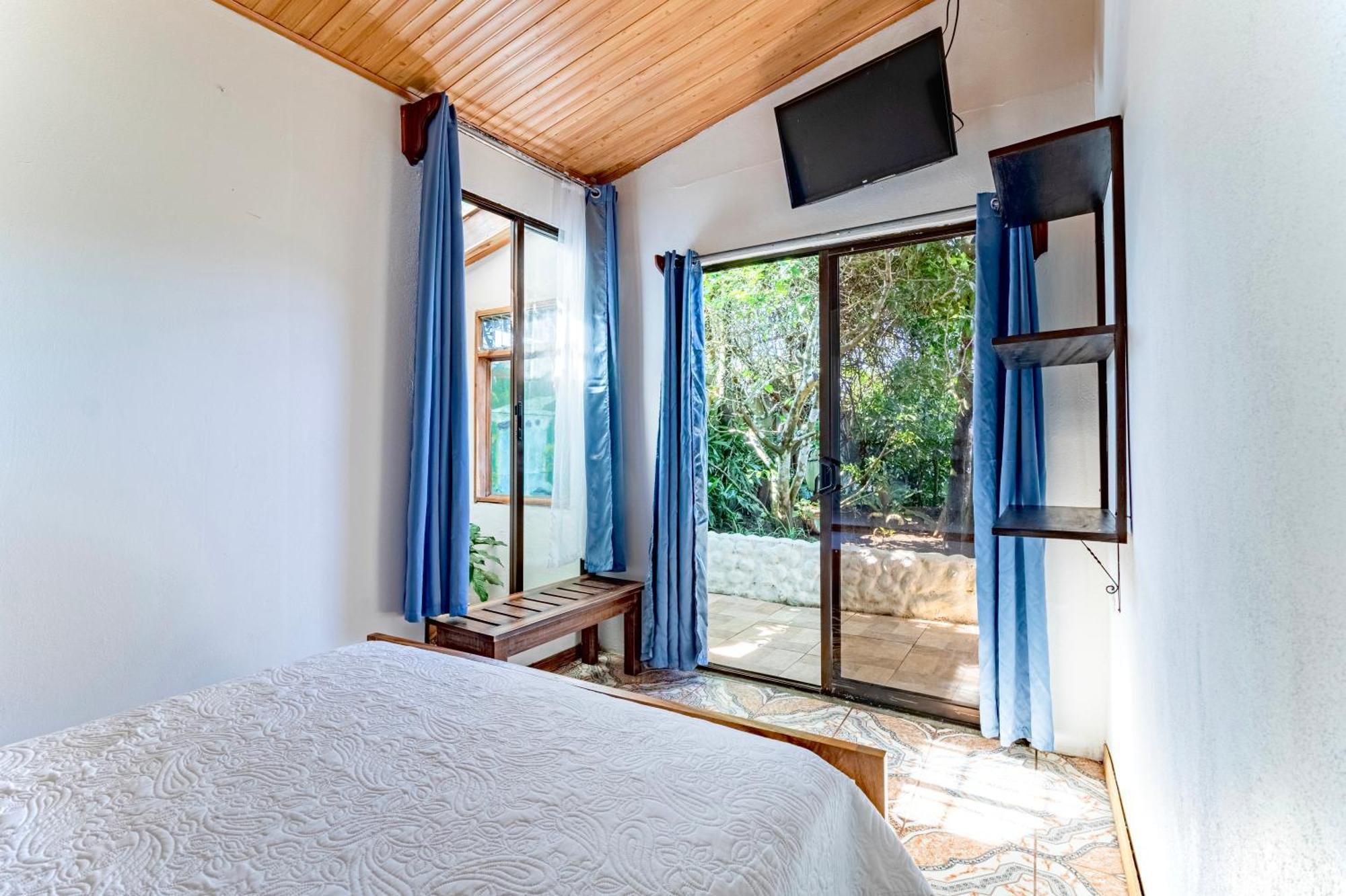 Montefresco Boutique Hostel Monteverde Екстериор снимка