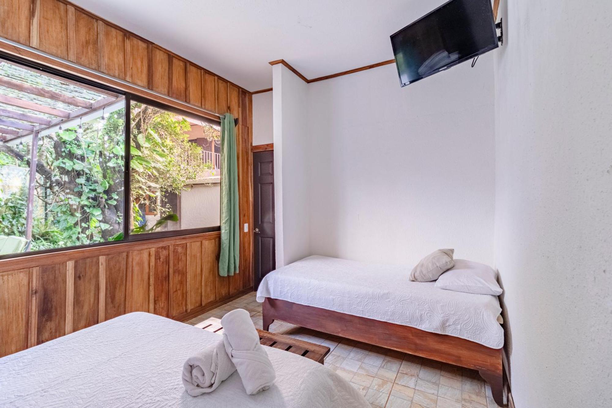 Montefresco Boutique Hostel Monteverde Екстериор снимка